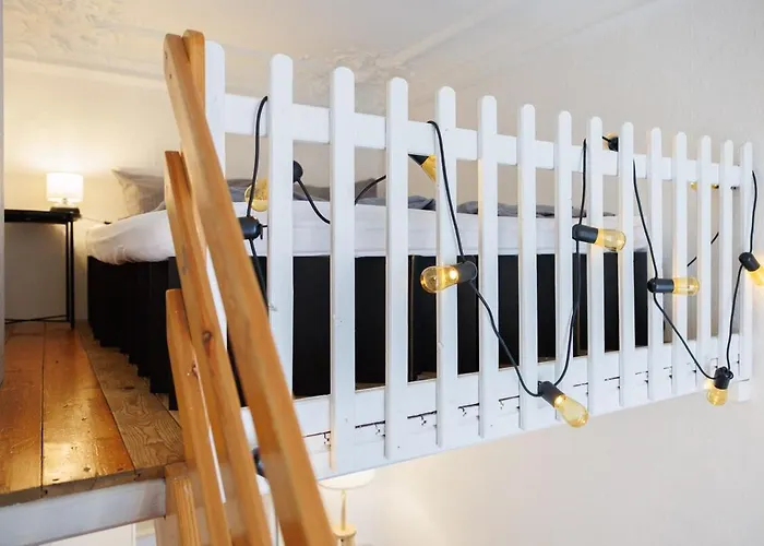 Charming Room In Shared Apartment In Berlin-Kreuzberg