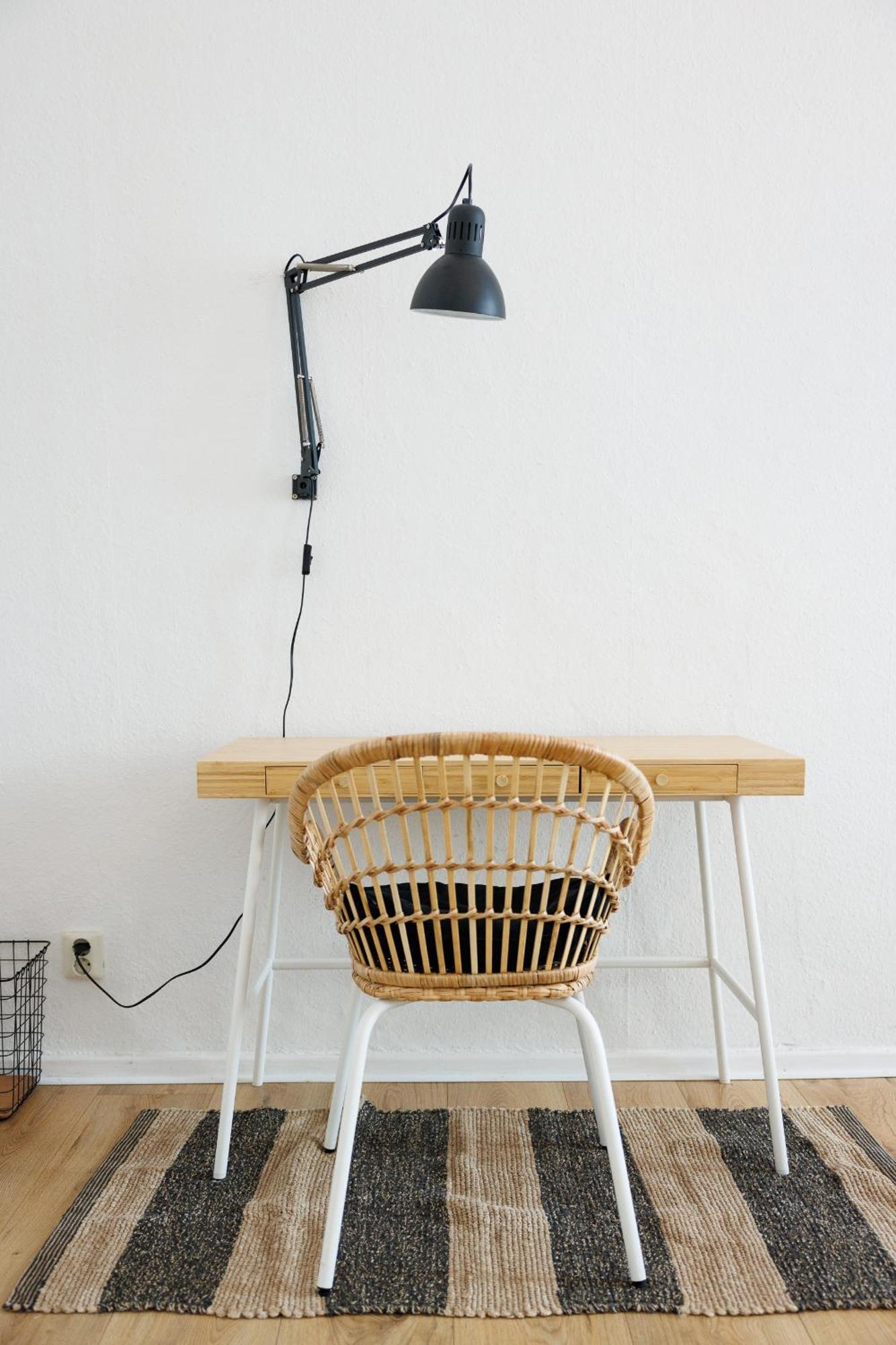 Charming In Shared In Berlin-kreuzberg Apartment Berlin